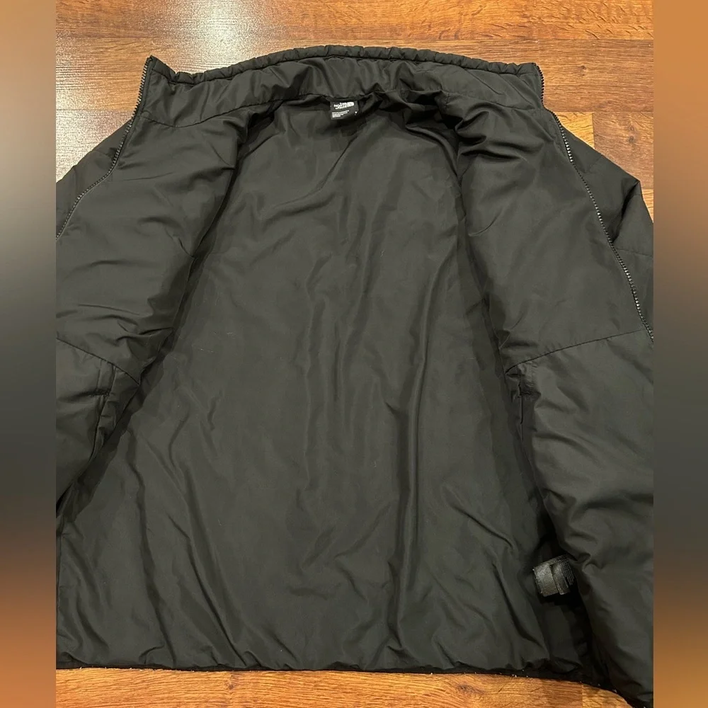 The North Face Mens Puffer Jacket Quilted Black Zip Up Coat Primaloft Medium